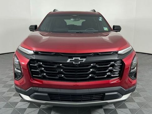 Used 2025 Chevrolet Equinox LT w/ Safety and Technology Package FWD image 3