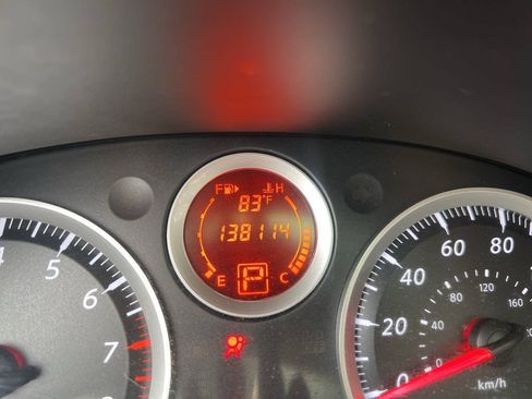 Used 2012 Nissan Sentra 2.0 SR w/ Special Edition Pkg FWD image 19