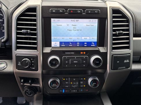 Used 2020 Ford F350 Platinum AWD/4WD image 11
