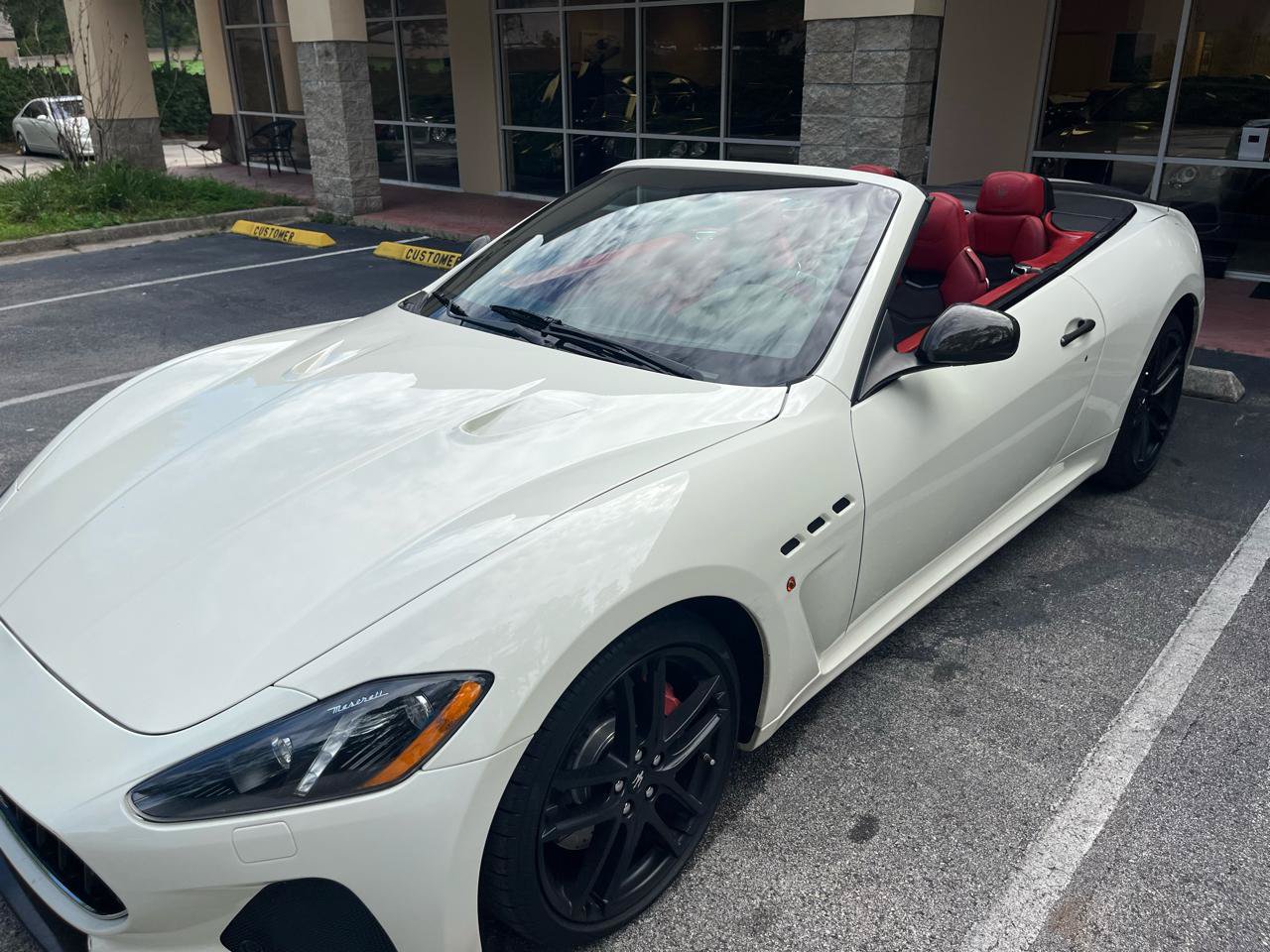 Used 2018 Maserati GranTurismo MC RWD image 12