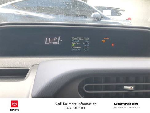 Certified 2015 Toyota Prius C Two image 25