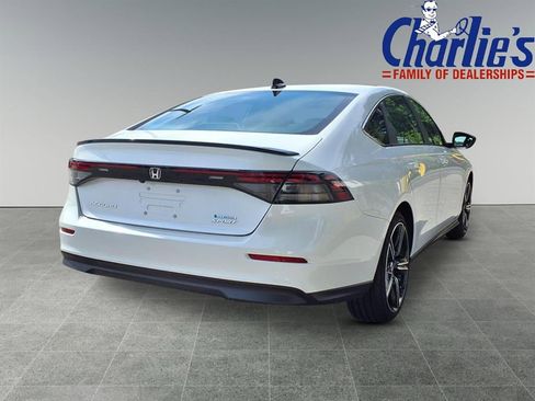 Used 2024 Honda Accord Sport image 4