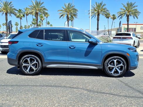 New 2026 Volkswagen Tiguan SE FWD image 7