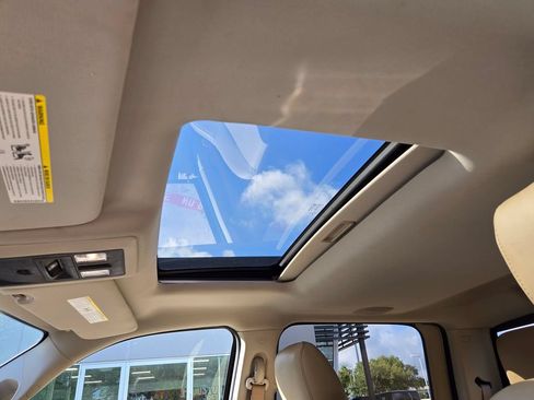 Used 2016 RAM 1500 Laramie w/ Convenience Group AWD/4WD image 17