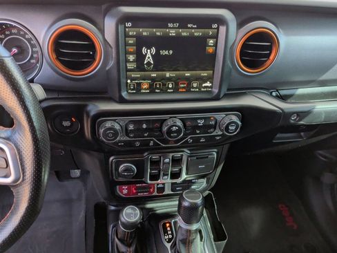 Used 2021 Jeep Gladiator Mojave AWD/4WD image 23