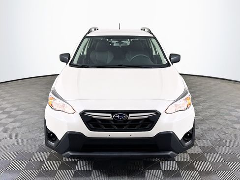 Used 2023 Subaru Crosstrek 2.0i image 2