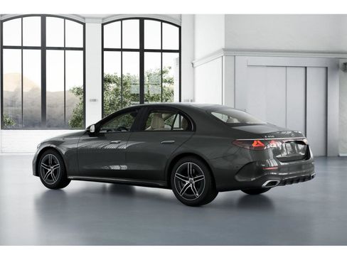 New 2026 Mercedes-Benz E 450 4MATIC Sedan image 30