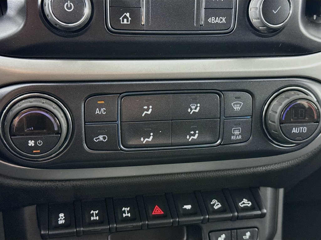 Used 2020 Chevrolet Colorado ZR2 AWD/4WD image 16