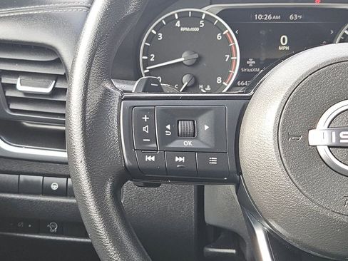 Used 2023 Nissan Rogue SV image 24