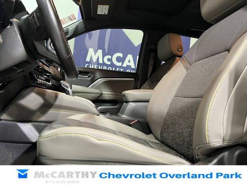 Used 2024 Chevrolet Colorado ZR2 w/ Technology Package AWD/4WD image 27