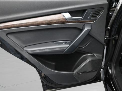 Used 2024 Audi Q5 2.0T Premium Plus w/ Premium Plus Package image 43