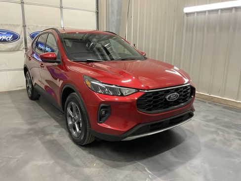 Used 2025 Ford Escape ST-Line Elite image 1
