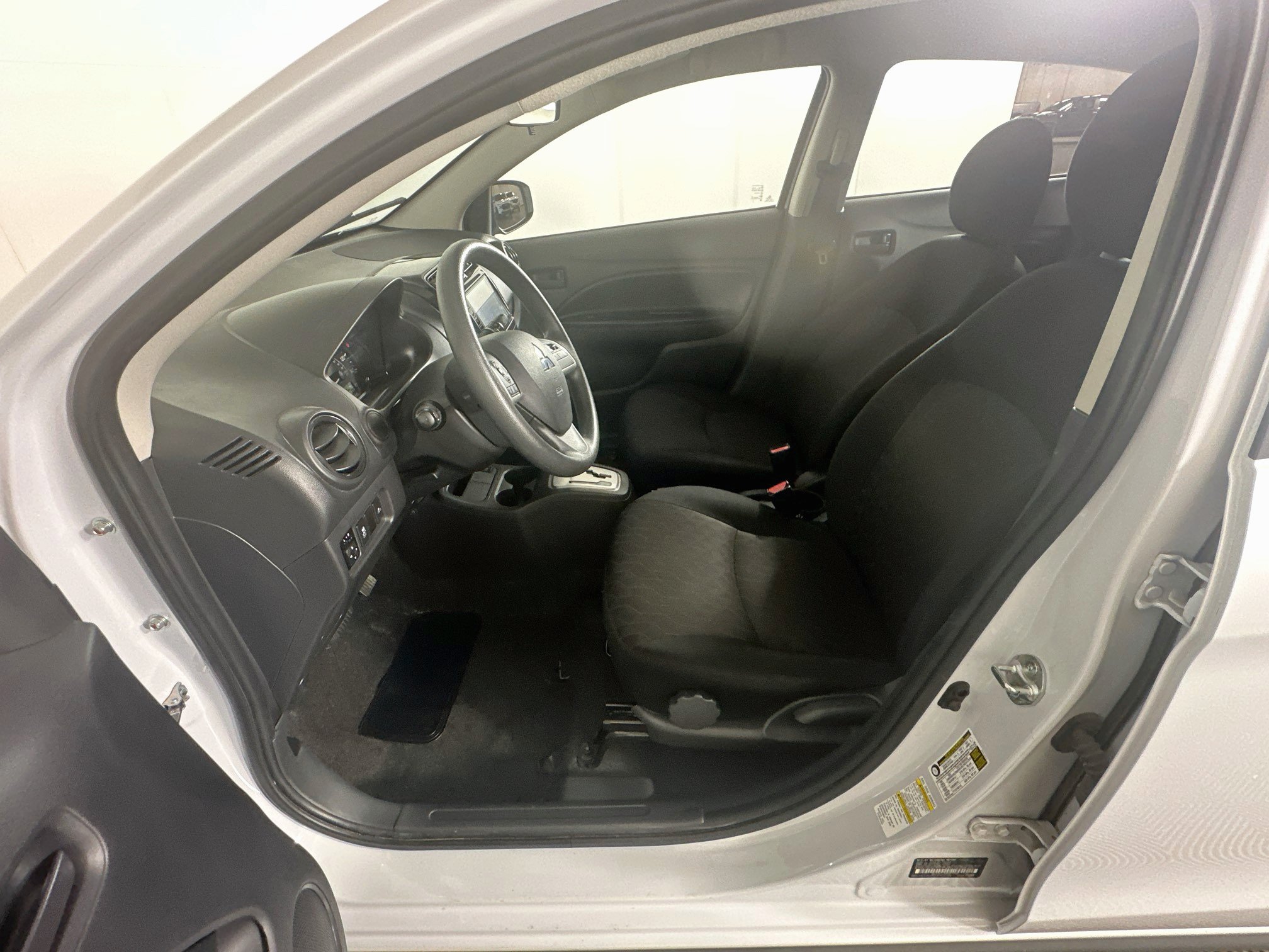 Used 2024 Mitsubishi Mirage ES FWD image 13