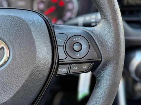 Used 2024 Toyota RAV4 LE image 7