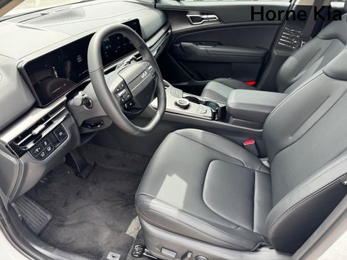 New 2026 Kia Sportage EX image 9