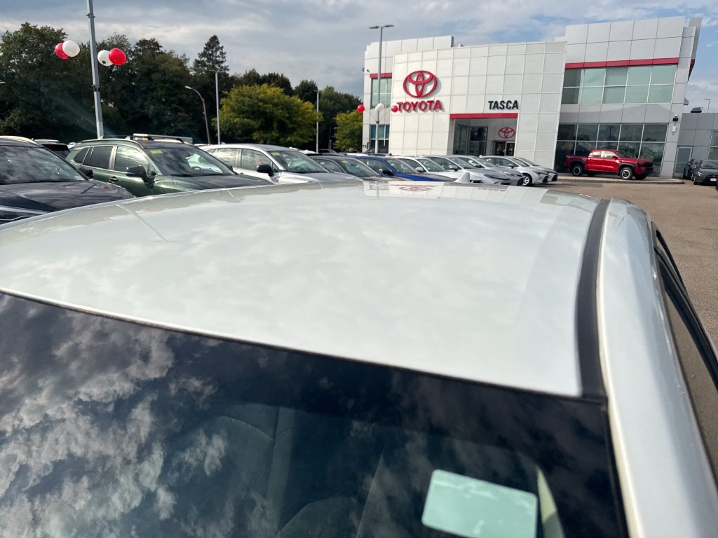 Used 2024 Toyota Corolla LE FWD image 46