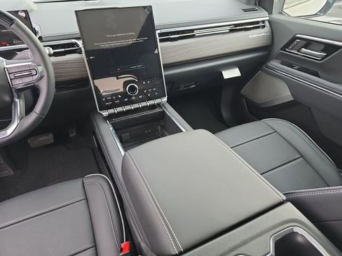 New 2024 GMC Sierra EV Denali image 10