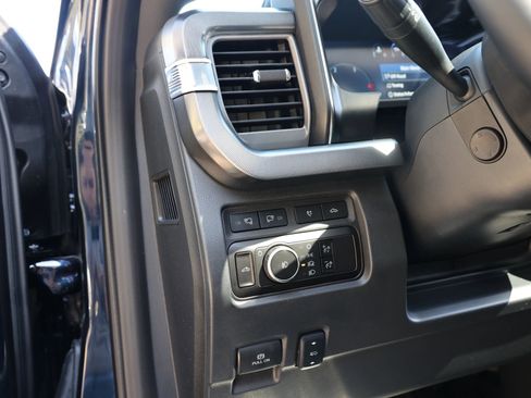 Used 2024 Ford F450 Platinum w/ FX4 Off-Road Package image 13