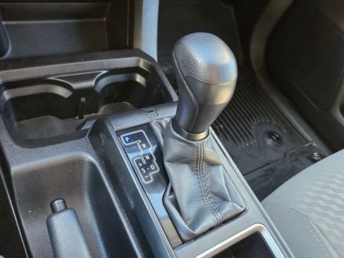 Used 2022 Toyota Tacoma SR w/ SX Package image 21