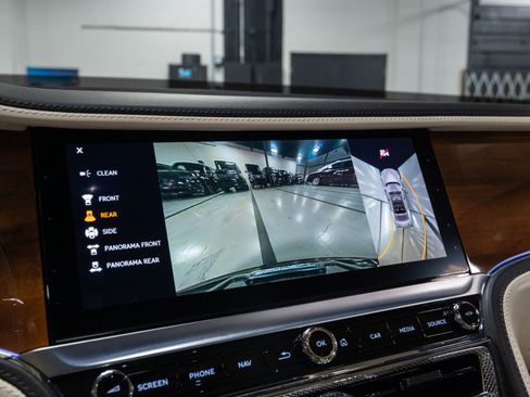Used 2021 Bentley Flying Spur W12 AWD/4WD image 54