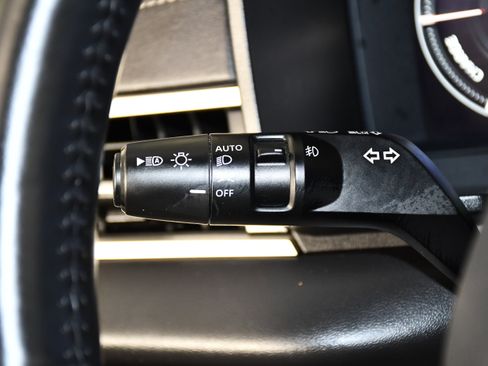 Used 2025 Mitsubishi Outlander SE AWD/4WD image 22
