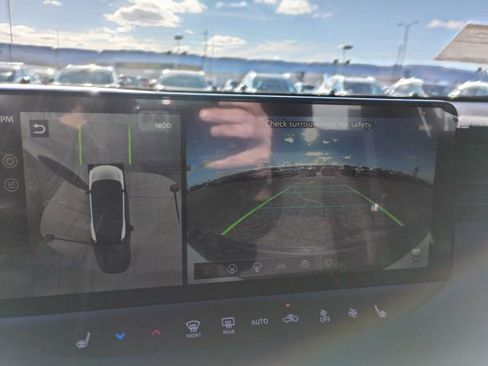 New 2026 Nissan Leaf Platinum+ w/ Cargo Package (Platinum+) image 22