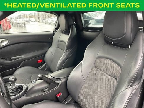 Used 2014 Nissan 370Z Touring image 13