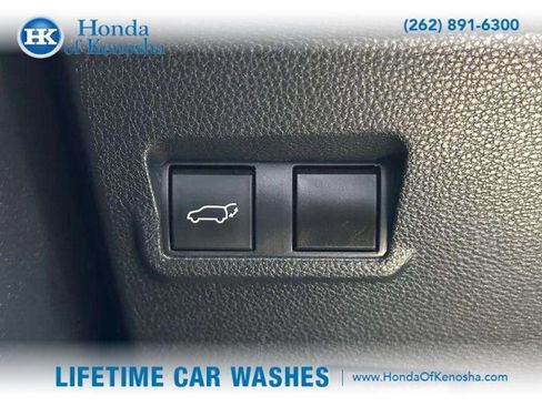 Used 2022 Toyota Corolla Cross XLE w/ Convenience Package image 14