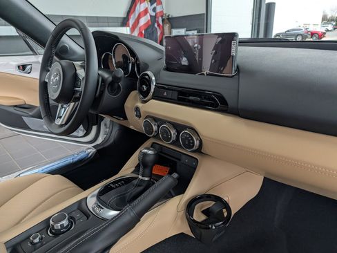 New 2026 MAZDA MX-5 Miata Grand Touring w/ Weather Package RWD image 16