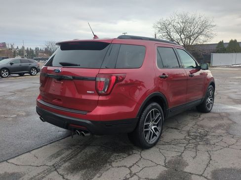Used 2019 Ford Explorer Sport image 5