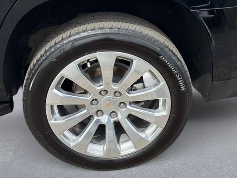 Used 2023 Chevrolet Tahoe Premier AWD/4WD image 10