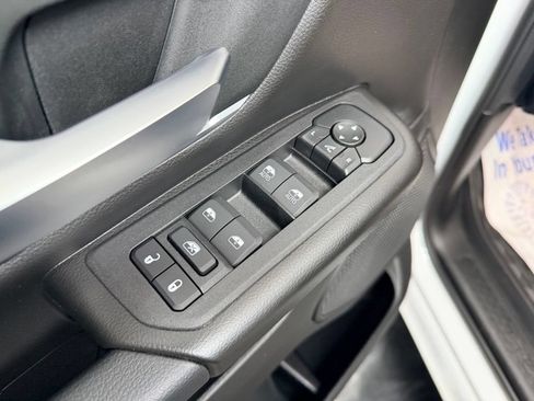 New 2026 RAM 1500 4x4 Crew Cab image 19