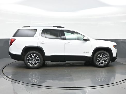 Used 2023 GMC Acadia SLT AWD/4WD image 7