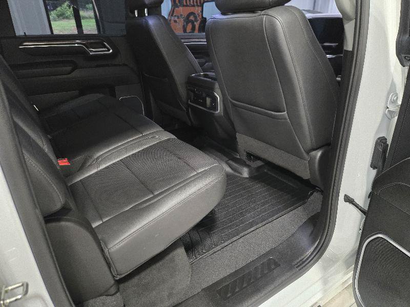 Used 2024 Chevrolet Silverado 3500 LTZ w/ LTZ Plus Package AWD/4WD image 16