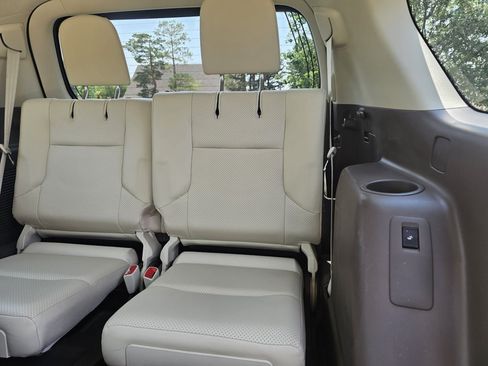 Used 2012 Lexus GX 460 w/ Comfort Plus Pkg AWD/4WD image 38