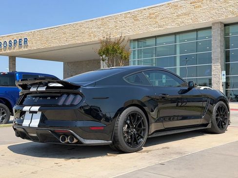 Used 2019 Ford Mustang Shelby GT350 w/ Technology Package RWD image 25