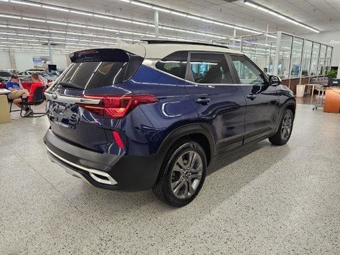 Used 2021 Kia Seltos S image 4