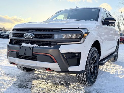 Used 2023 Ford Expedition Timberline image 9