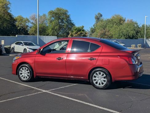 Used 2018 Nissan Versa S Plus image 4