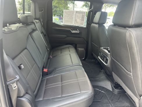 Used 2026 Chevrolet Silverado 1500 High Country w/ High Country Premium Package AWD/4WD image 13