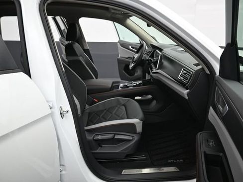 New 2026 Volkswagen Atlas Peak Edition AWD/4WD image 14