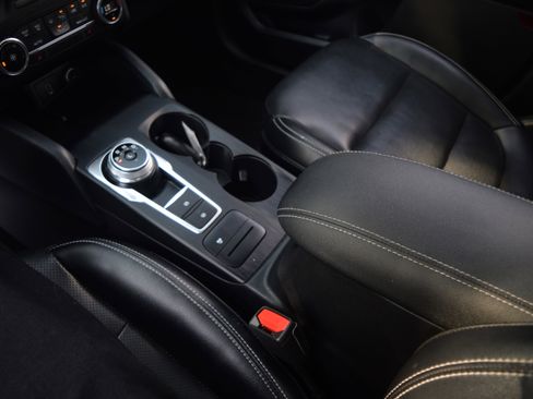 Used 2020 Ford Escape SE Sport FWD image 13