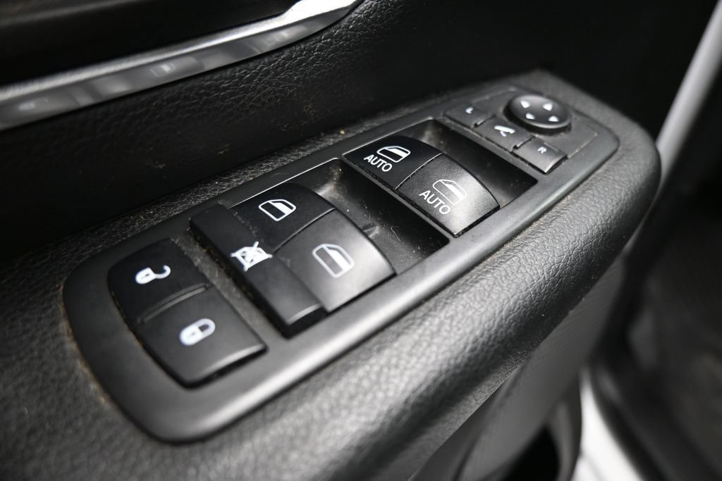 Used 2019 RAM 1500 Big Horn AWD/4WD image 11