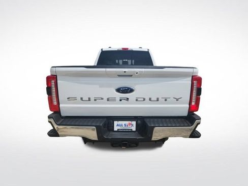 Certified 2024 Ford F250 Lariat AWD/4WD image 11