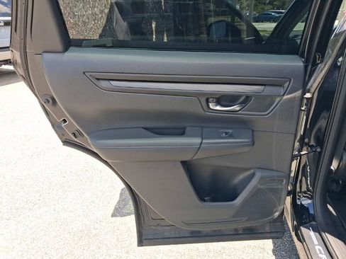 Used 2023 Honda CR-V LX image 21