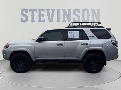 Used 2021 Toyota 4Runner Venture w/ Moonroof Package AWD/4WD image 2