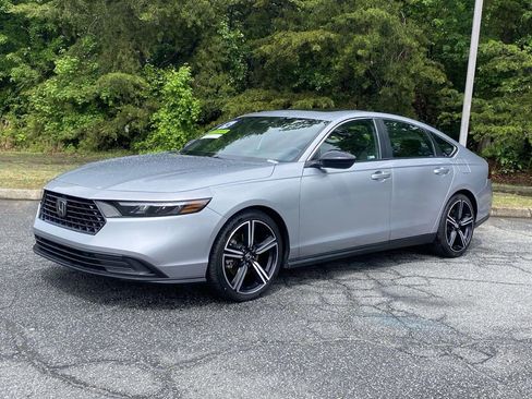 Used 2024 Honda Accord Sport image 1