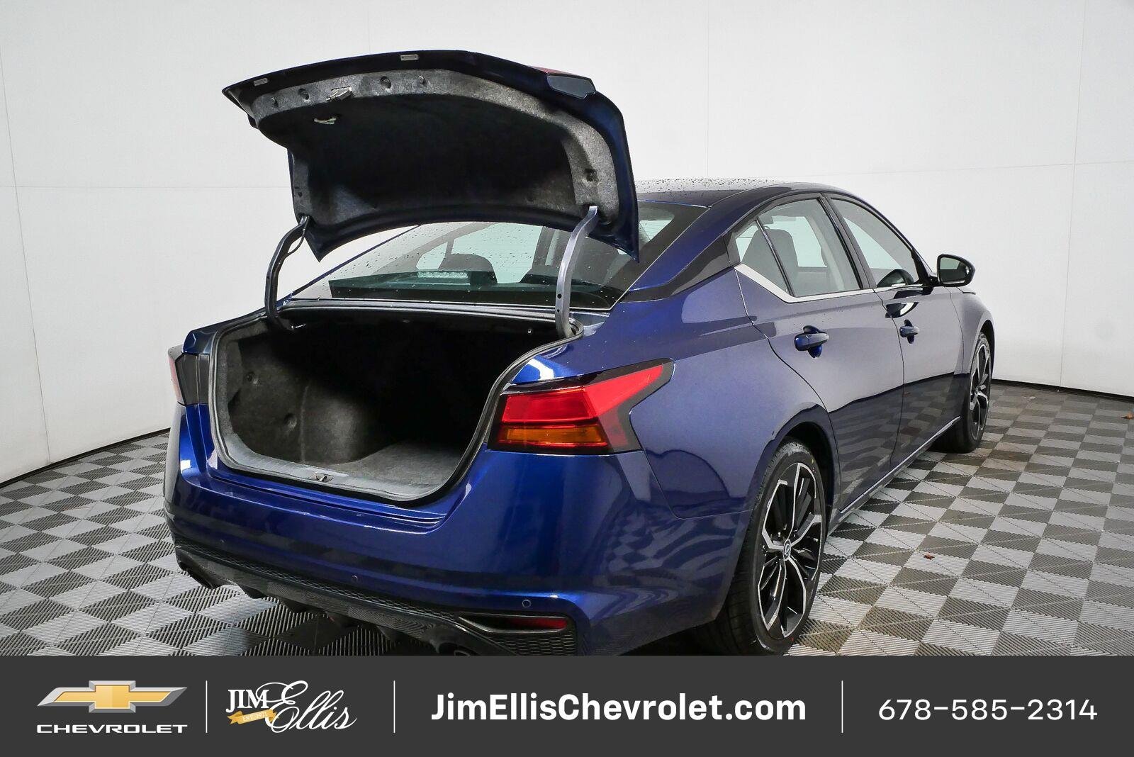 Used 2024 Nissan Altima 2.5 SR FWD image 26