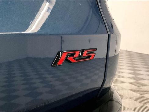Used 2025 Chevrolet Traverse RS w/ LPO, Floor Liner Package AWD/4WD image 9