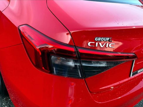 Used 2023 Honda Civic EX image 27